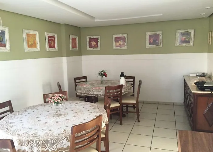 Hospedagem Chamonville